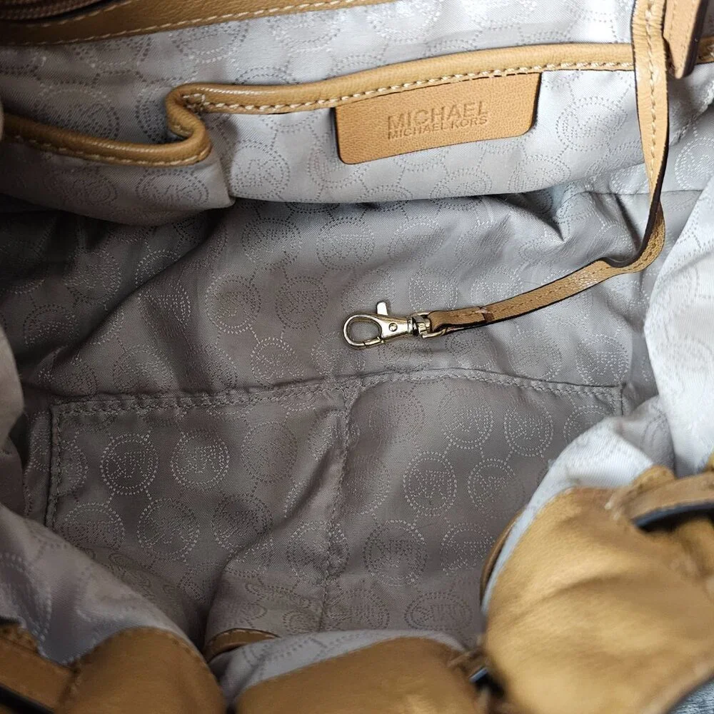 Michael Kors Way Leather Buckle Hobo Cinch Chain Tan Shoulder Bag COA